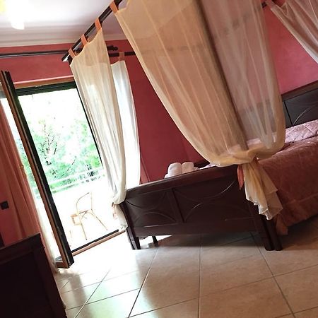 Agriturismo Terre Delle Monache ポンテカニャーノ エクステリア 写真