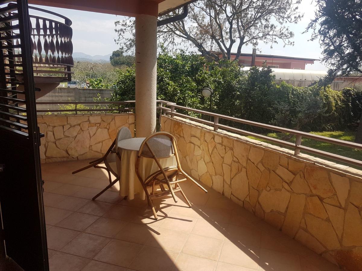 Agriturismo Terre Delle Monache ポンテカニャーノ エクステリア 写真
